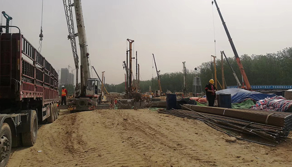 枣阳-潜江高速公路选择鸿冶作为声测管厂家